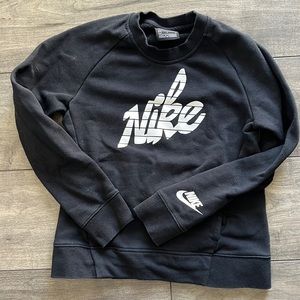 Girls Nike Sweatshirt